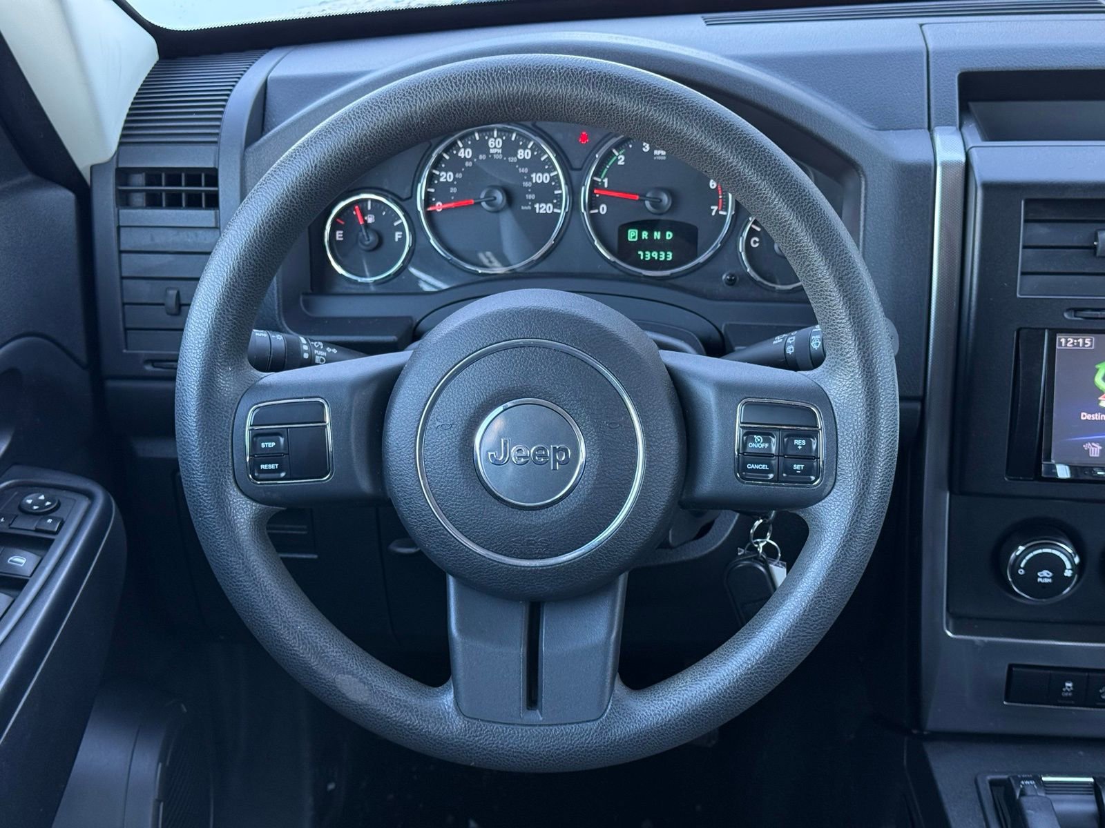 Used 2011 Jeep Liberty Sport image 25