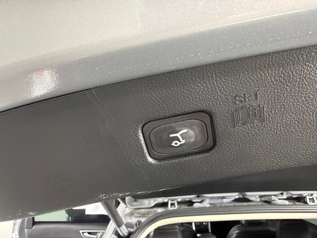 Used 2022 Ford Edge Titanium w/ Cargo Accessory Package AWD/4WD image 28