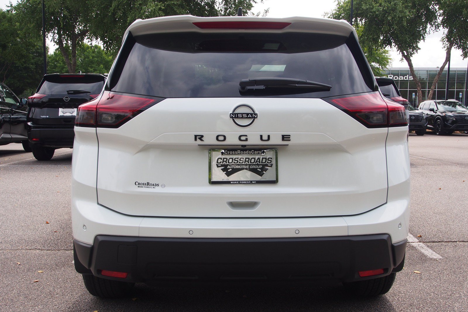 New 2026 Nissan Rogue Dark Armor FWD image 6