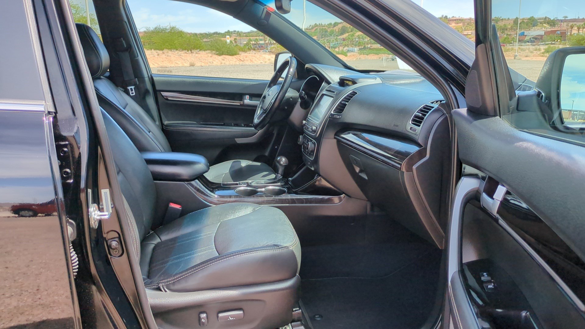 Used 2015 Kia Sorento SX AWD/4WD image 29