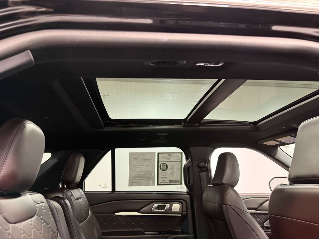 Used 2025 Ford Explorer Platinum w/ LUX Leather Package AWD/4WD image 69