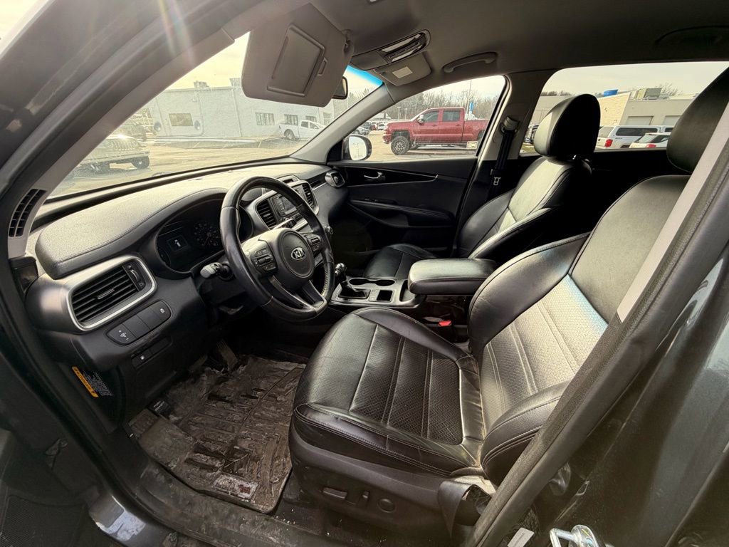Used 2016 Kia Sorento EX FWD image 10