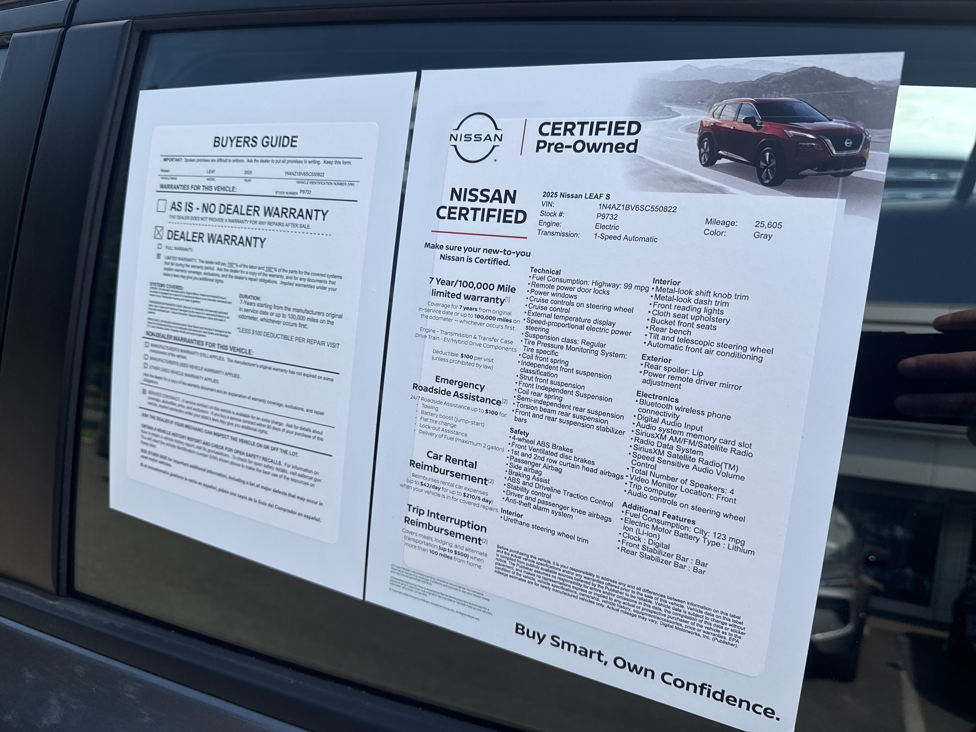 Certified 2025 Nissan Leaf S FWD image 11