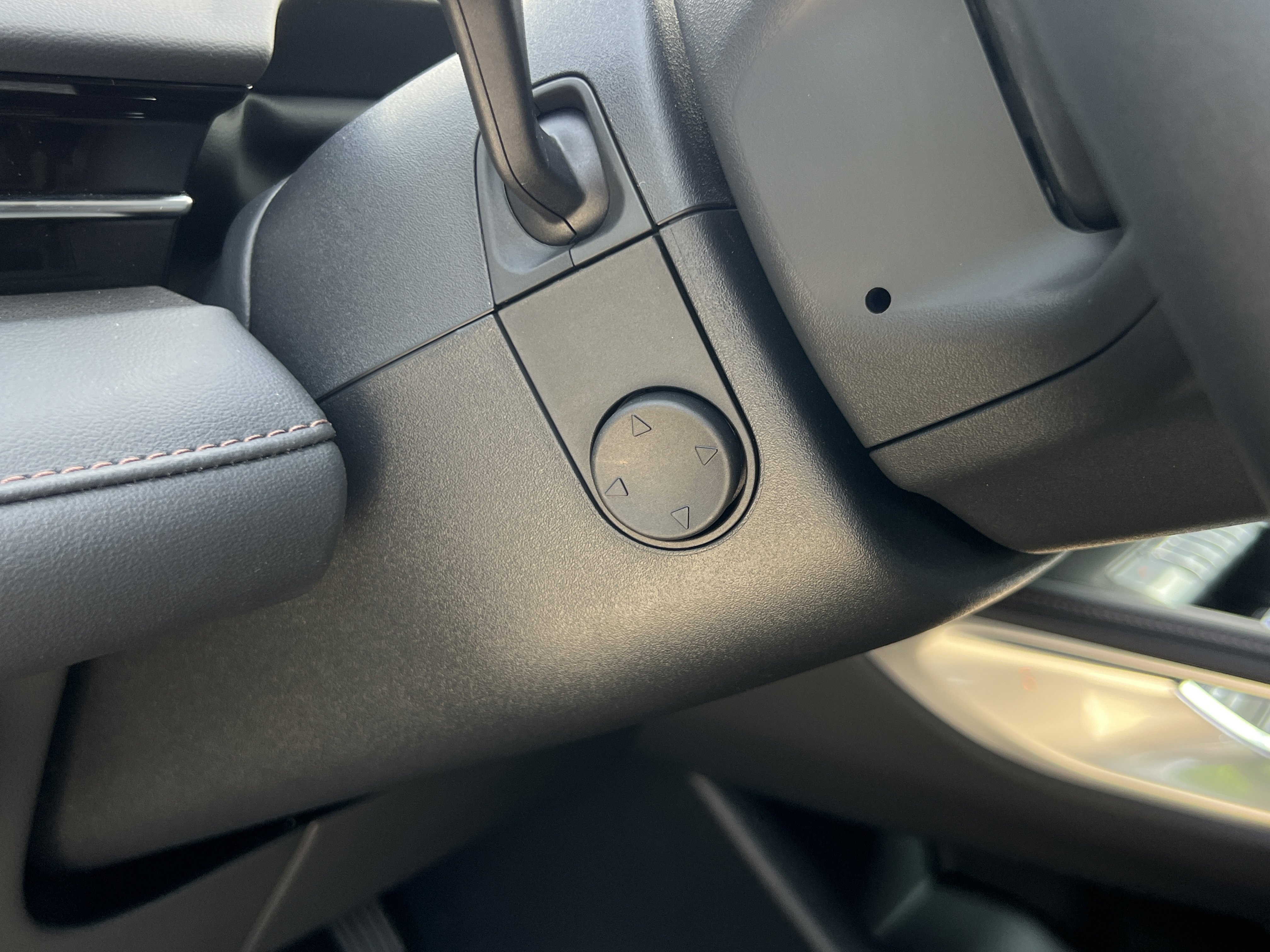 New 2026 Lincoln Nautilus Premier w/ Equipment Group 102A AWD/4WD image 16