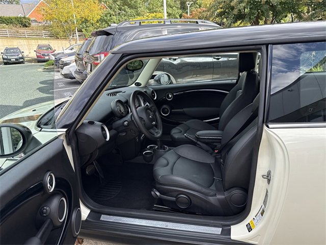 Used 2013 MINI Cooper S image 9