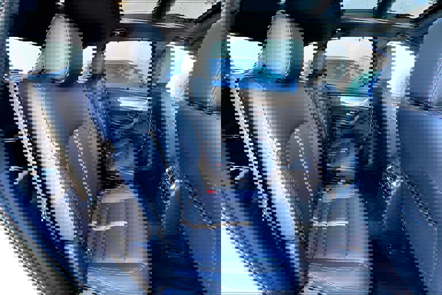 Used 2024 MAZDA CX-90 Plug-In Hybrid w/ Premium Plus image 19