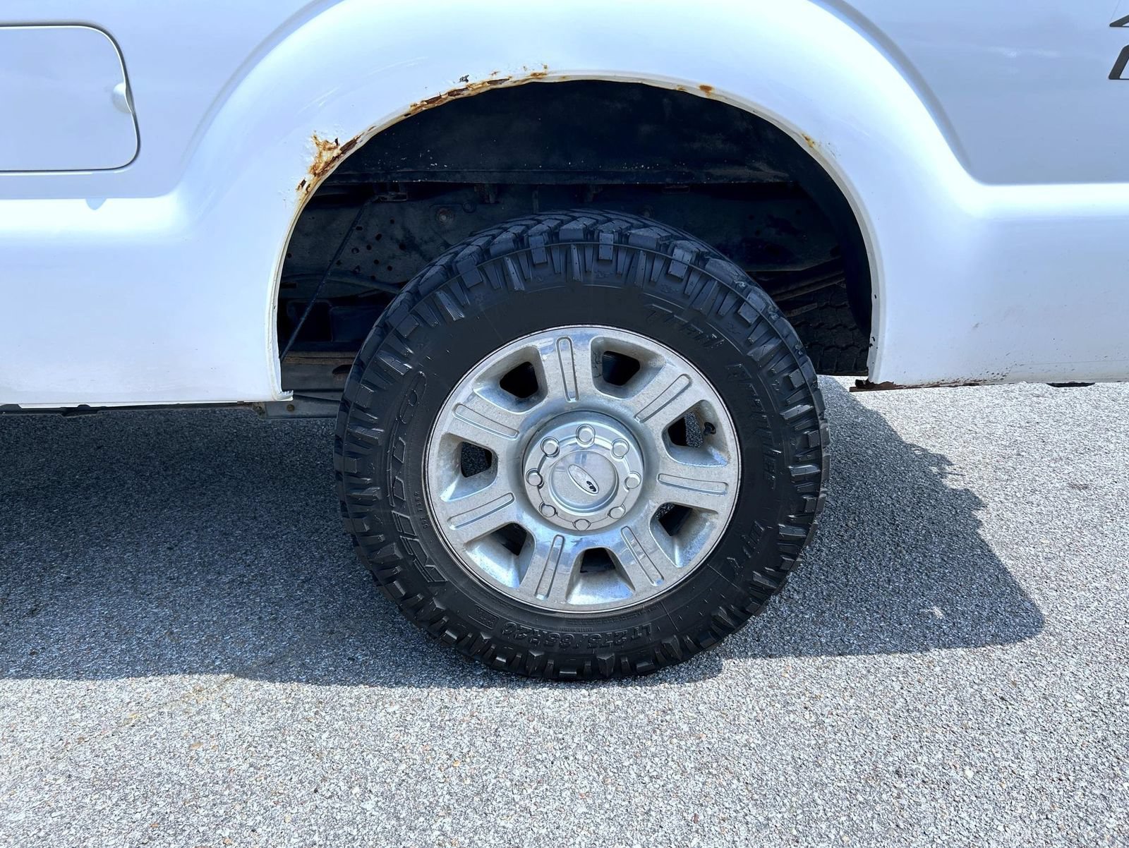 Used 2015 Ford F250 Lariat w/ Lariat Ultimate Package AWD/4WD image 21