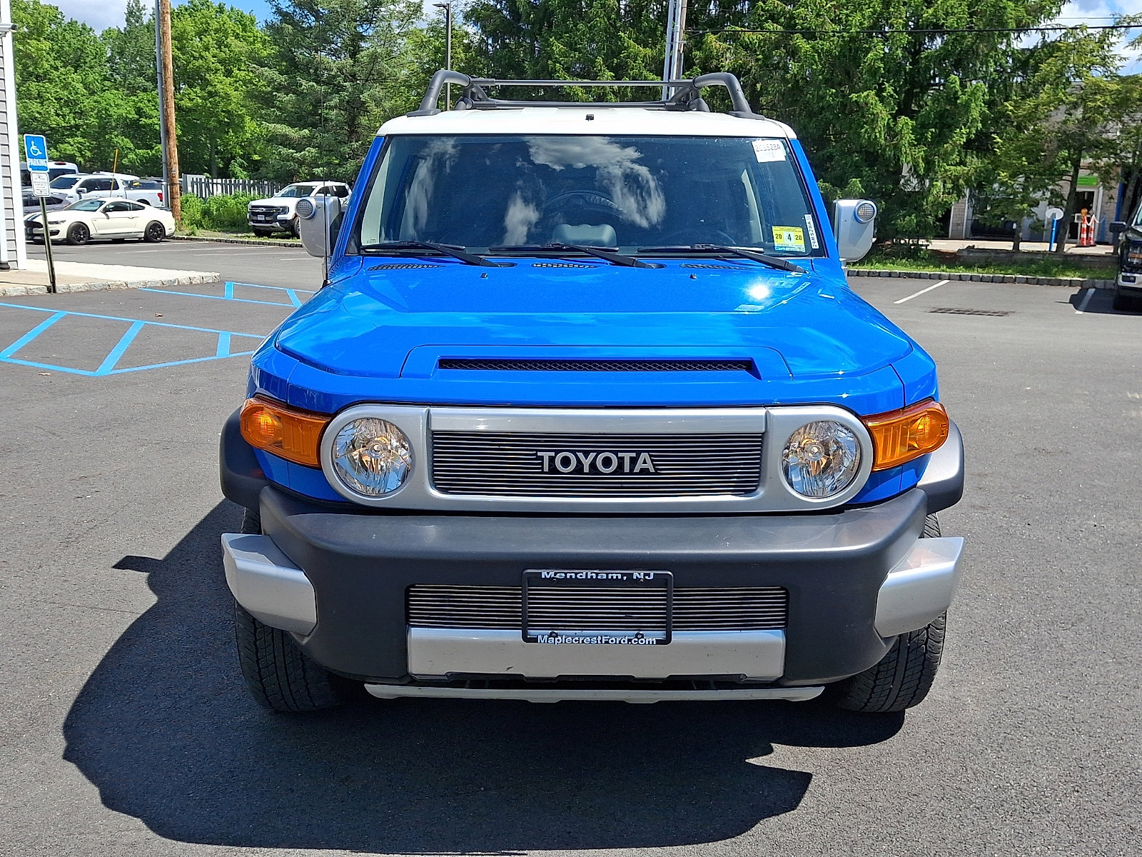Used 2007 Toyota FJ Cruiser 4WD image 2