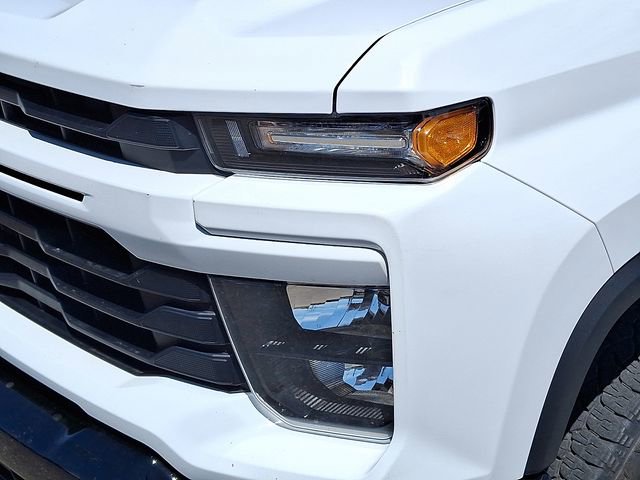 Used 2024 Chevrolet Silverado 2500 Custom w/ Custom Value Package AWD/4WD image 27
