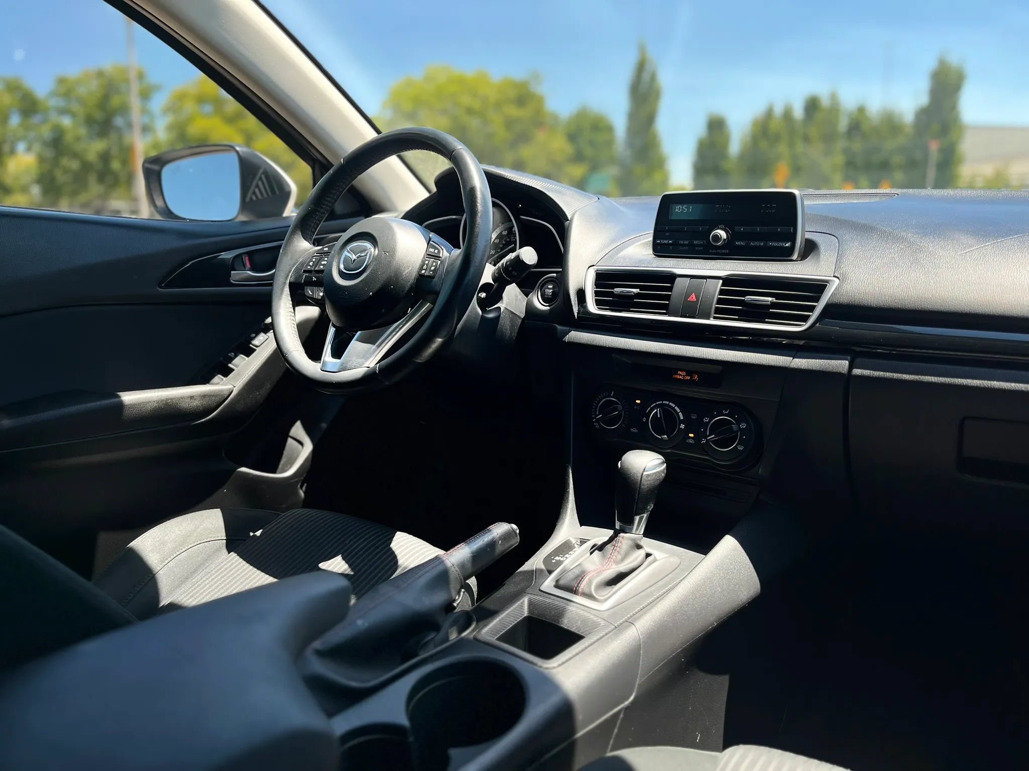 Used 2014 MAZDA MAZDA3 i Touring FWD image 16