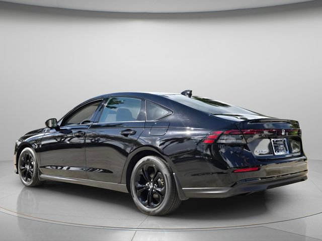 Used 2025 Honda Accord SE image 6