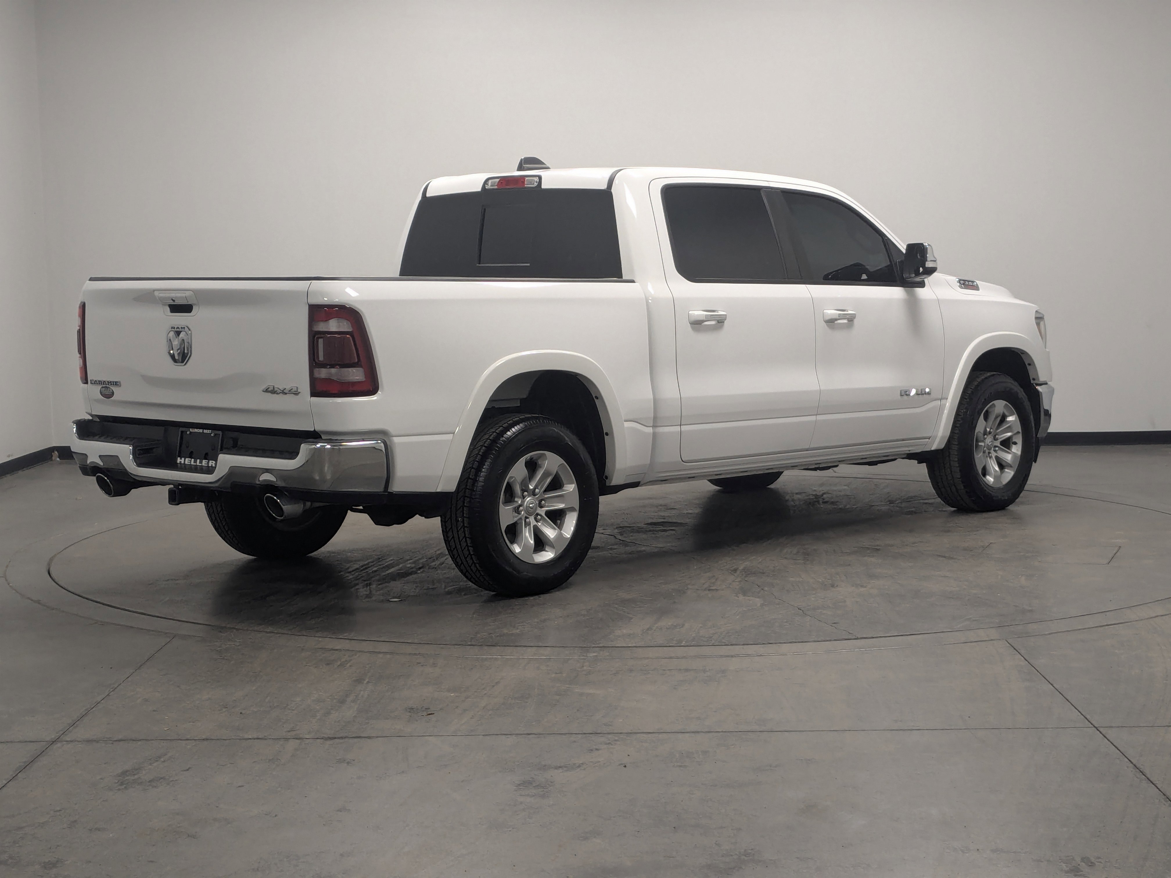Used 2021 RAM 1500 Laramie image 8