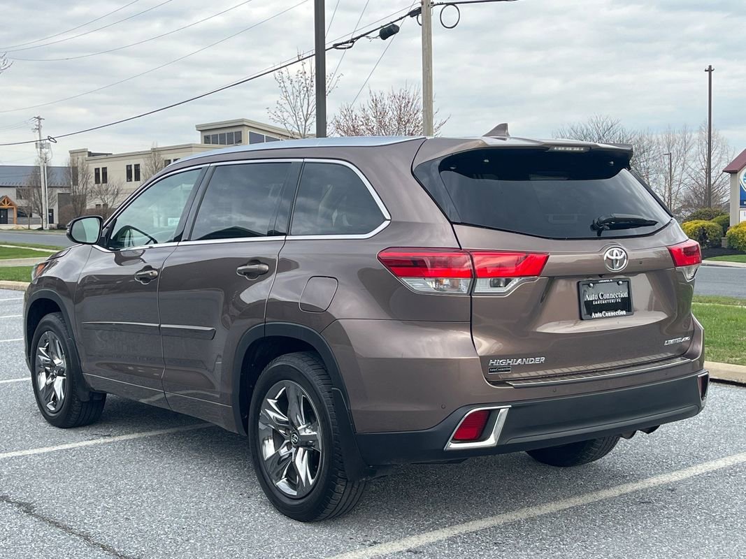 Used 2018 Toyota Highlander Limited Platinum AWD/4WD image 6