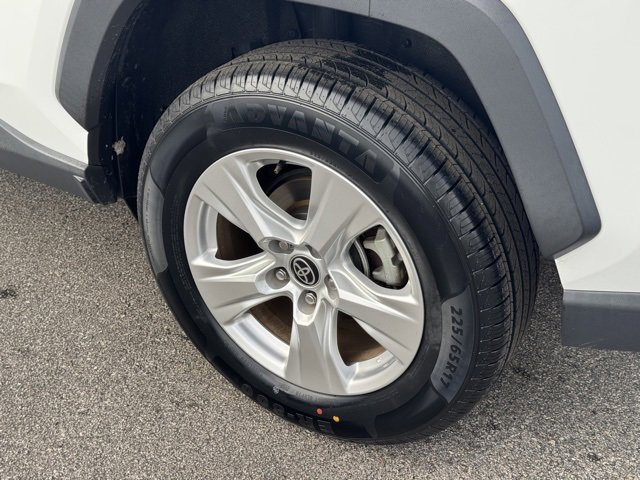 Used 2021 Toyota RAV4 XLE image 10