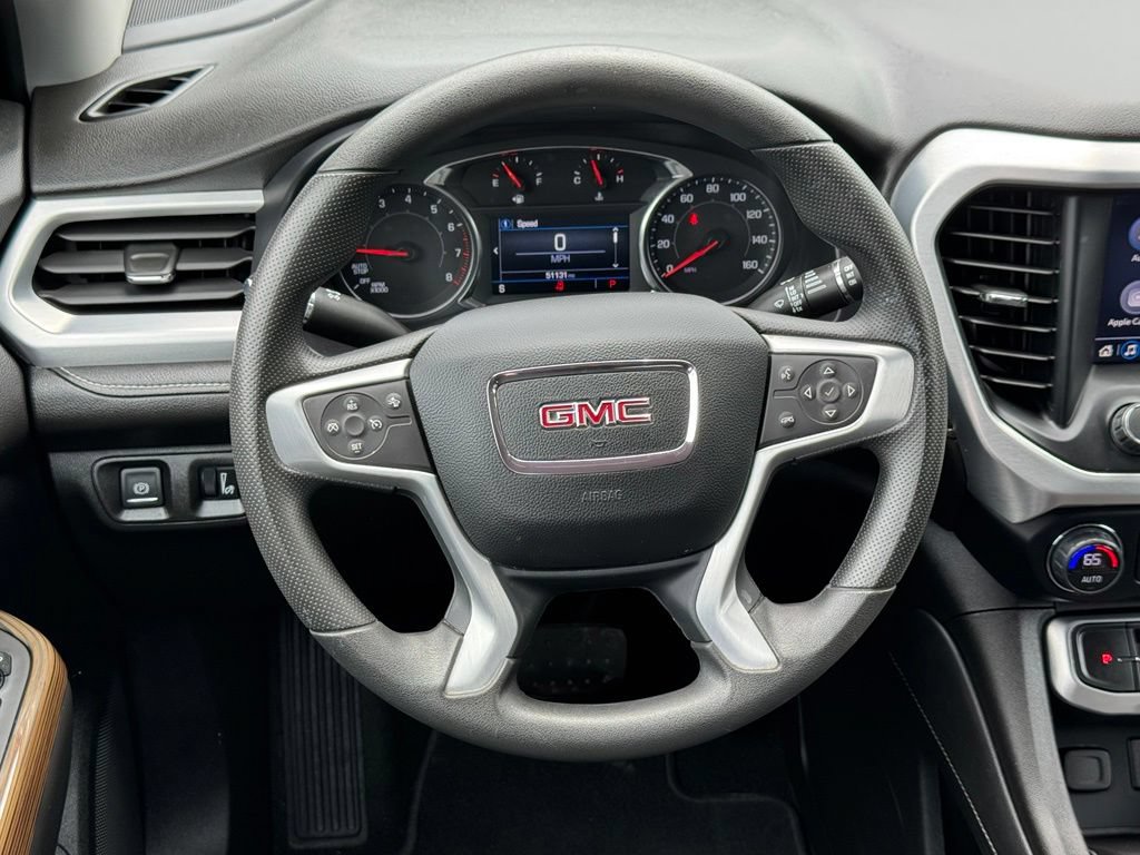 Used 2023 GMC Acadia SLE w/ Driver Convenience Package FWD image 11