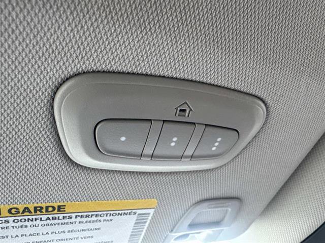 Used 2023 Jeep Grand Cherokee L Limited w/ Black Appearance Package image 23