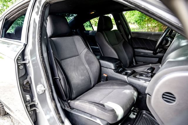 Used 2019 Dodge Charger SXT w/ Plus Group RWD image 33