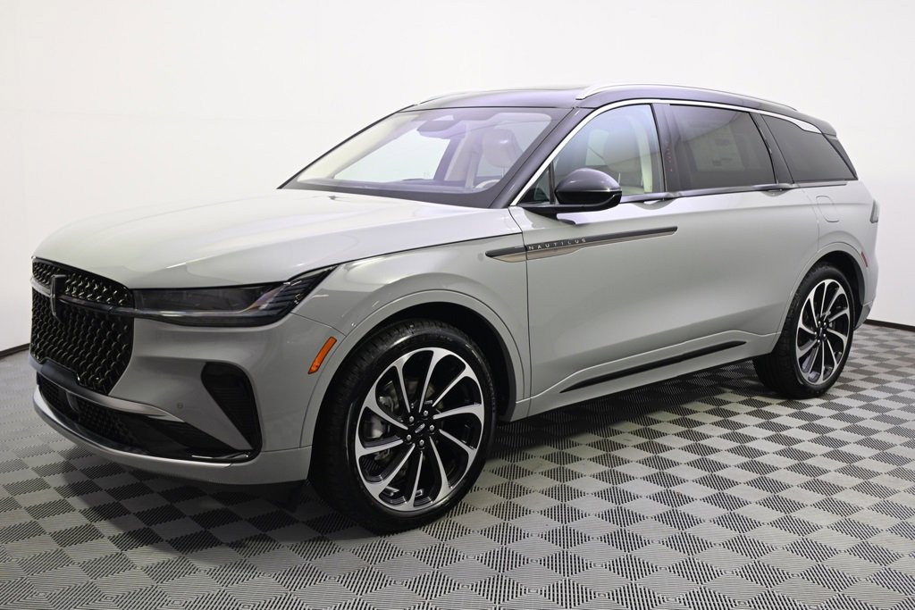 New 2026 Lincoln Nautilus Black Label image 2