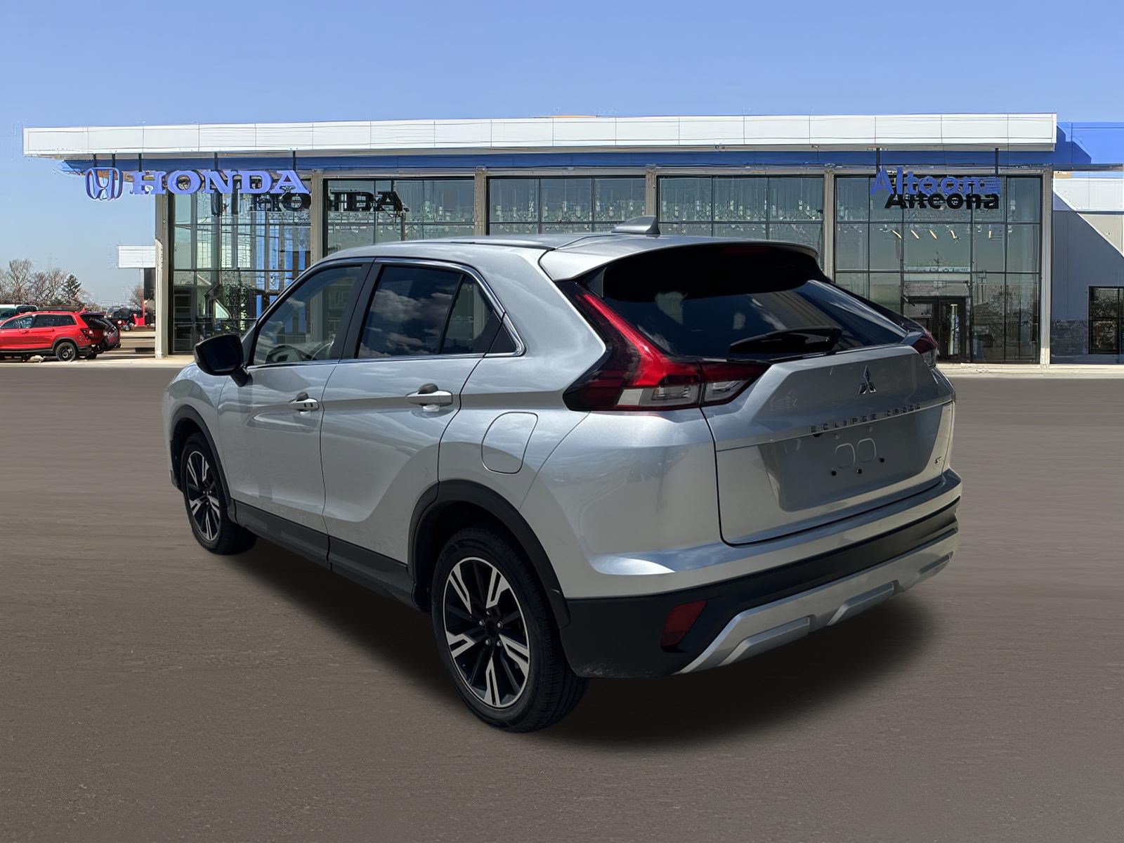 Used 2024 Mitsubishi Eclipse Cross SE AWD/4WD image 3