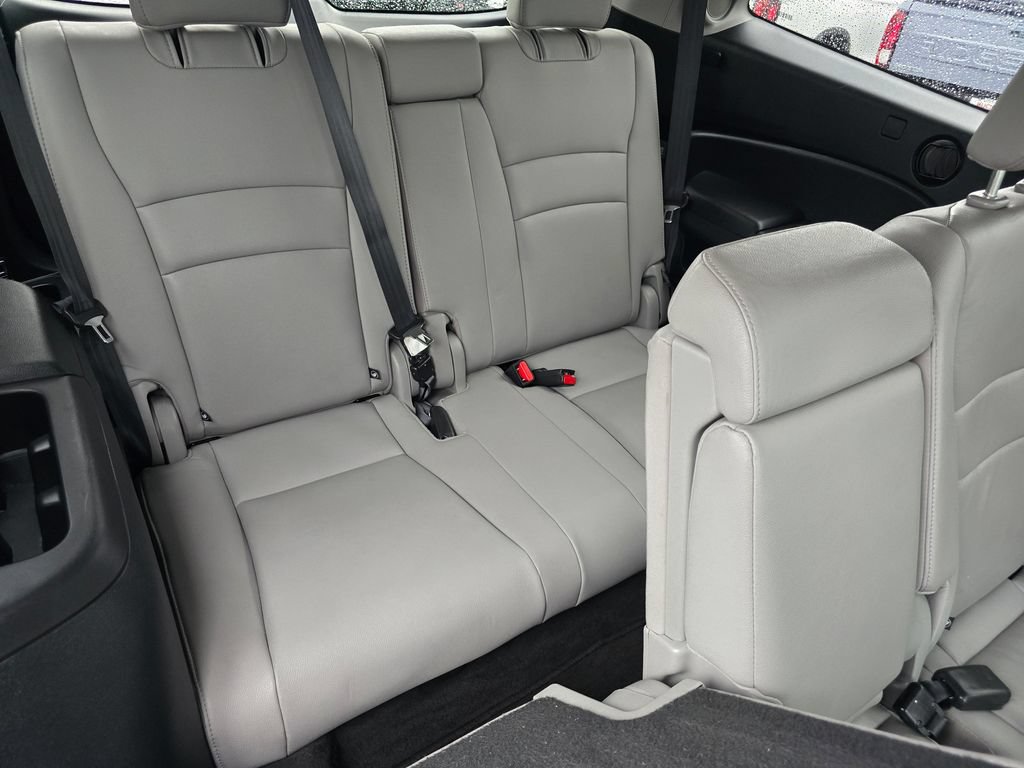 Used 2021 Honda Pilot Touring image 15