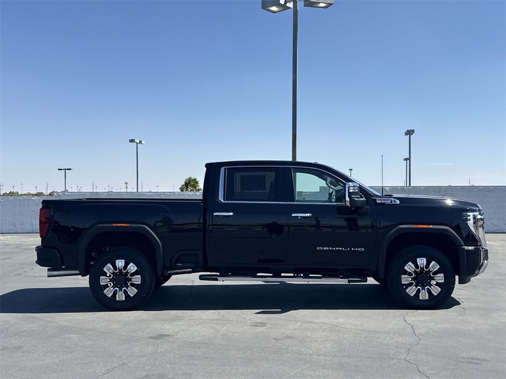 New 2025 GMC Sierra 2500 Denali w/ Denali Reserve Package image 7