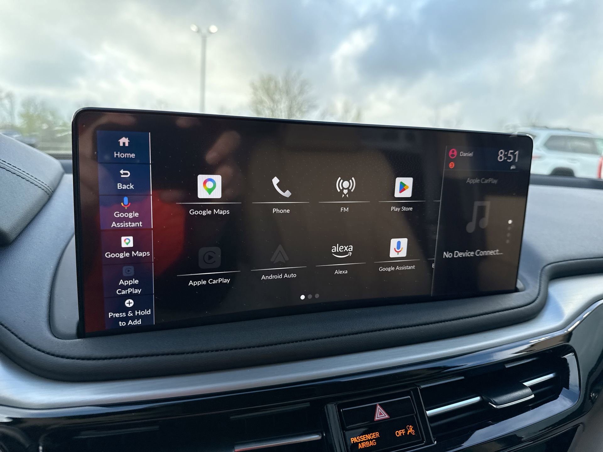 Used 2025 Acura MDX SH-AWD w/ Technology Package image 12