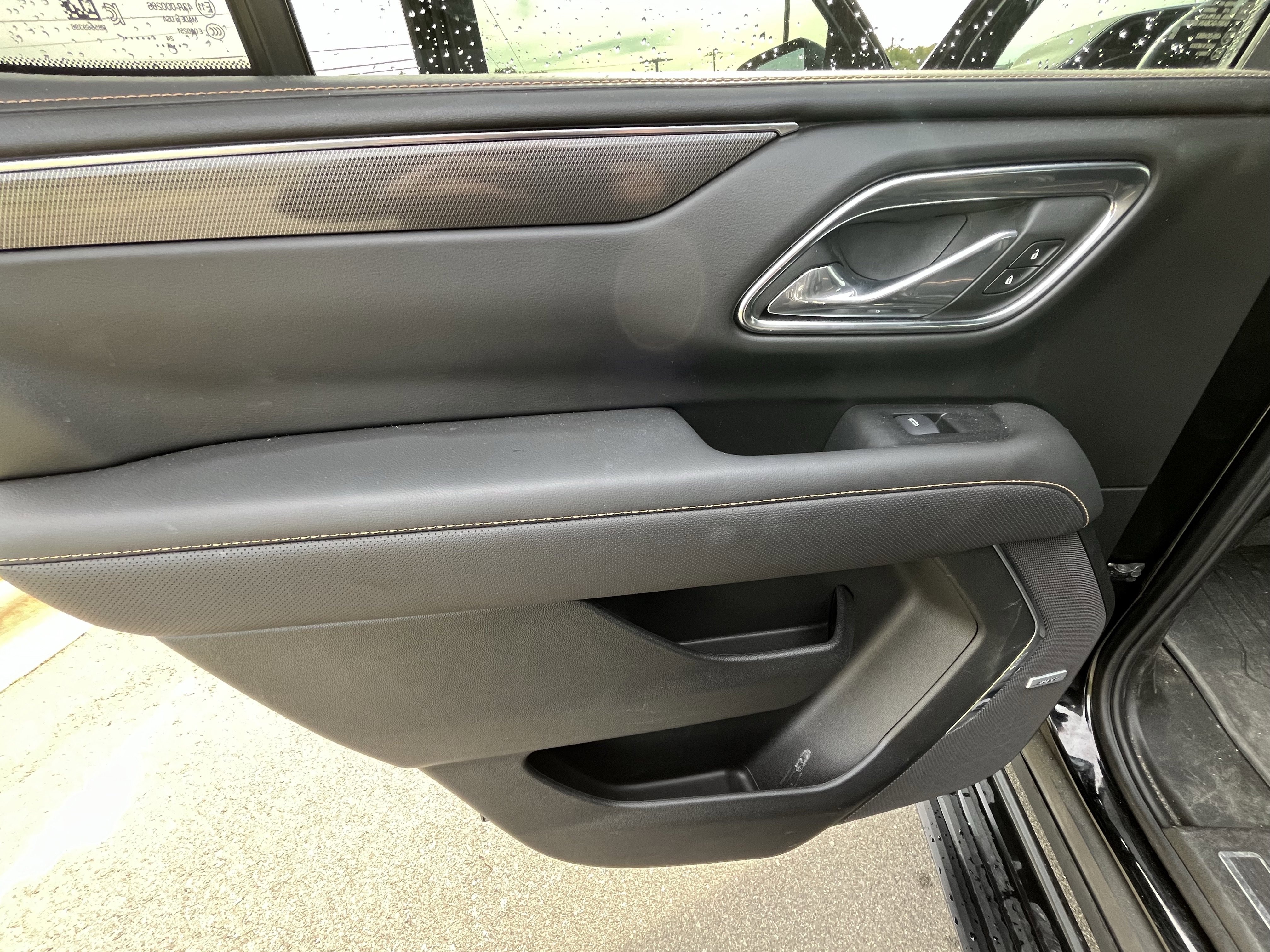 Used 2024 GMC Yukon AT4 w/ AT4 Premium Plus Package image 24