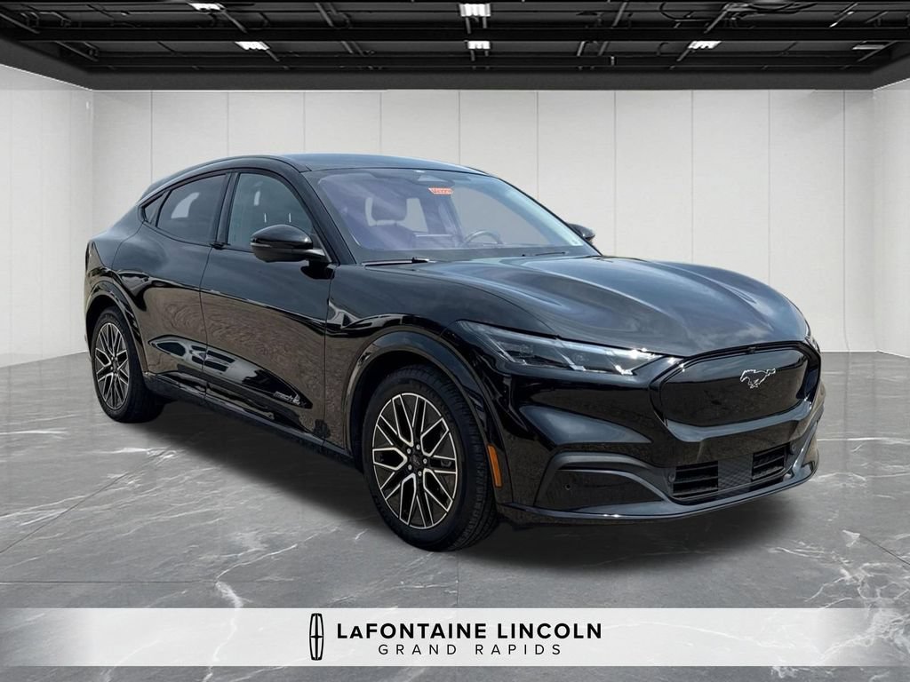 Used 2024 Ford Mustang Mach-E Premium AWD/4WD image 7