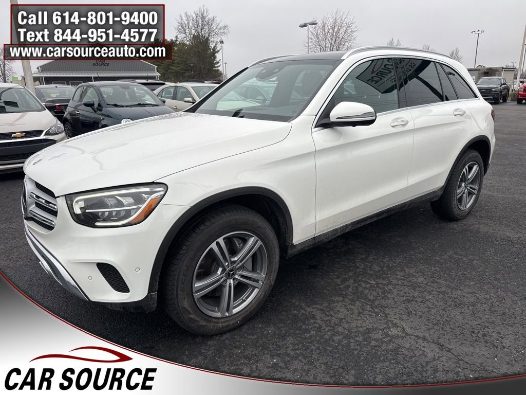 Used 2022 Mercedes-Benz GLC 300 4MATIC image 3