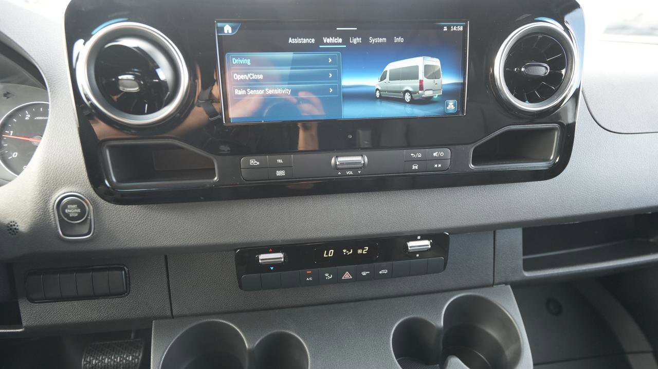 New 2025 Mercedes-Benz Sprinter 2500 image 13