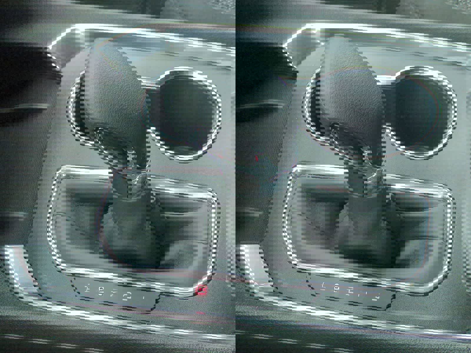 Used 2023 Chevrolet Traverse LT image 31