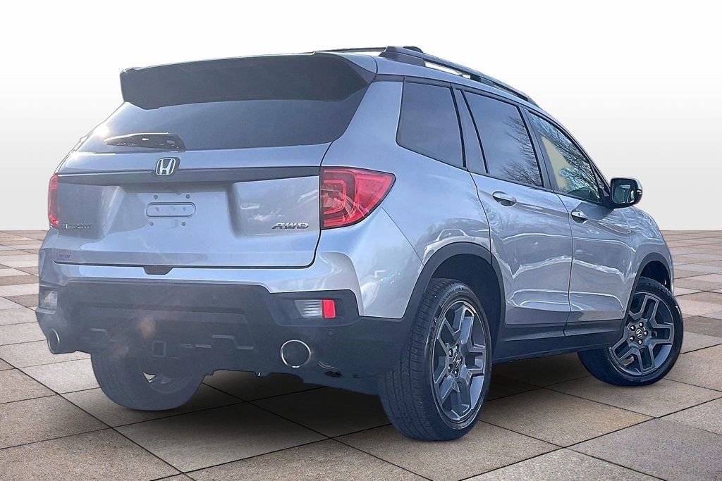 Used 2023 Honda Passport EX-L image 12