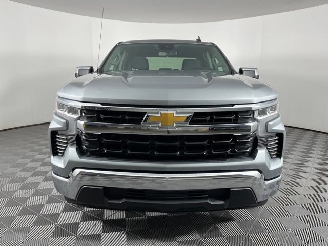 Used 2025 Chevrolet Silverado 1500 LT RWD image 5