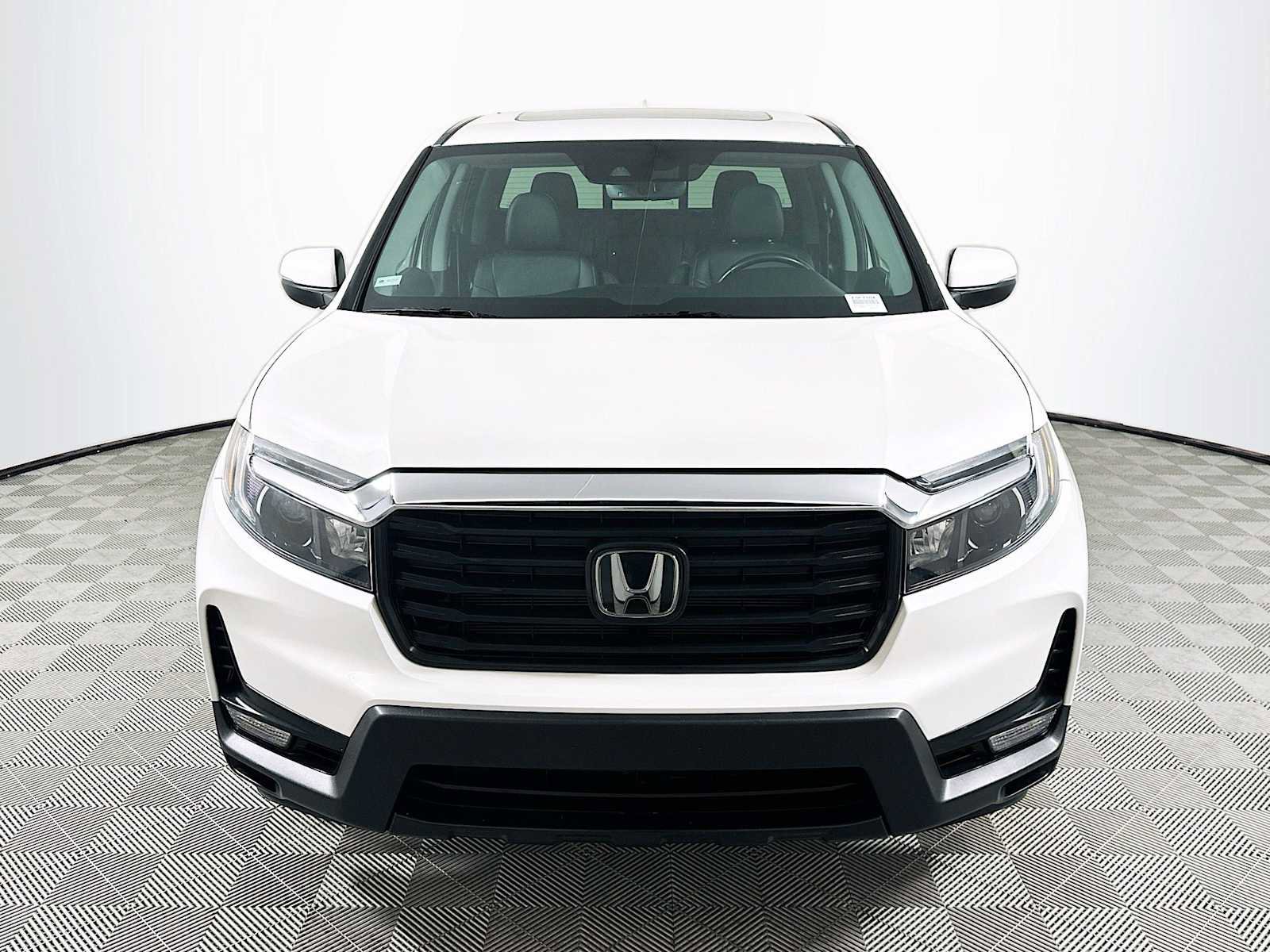Used 2023 Honda Ridgeline RTL image 2