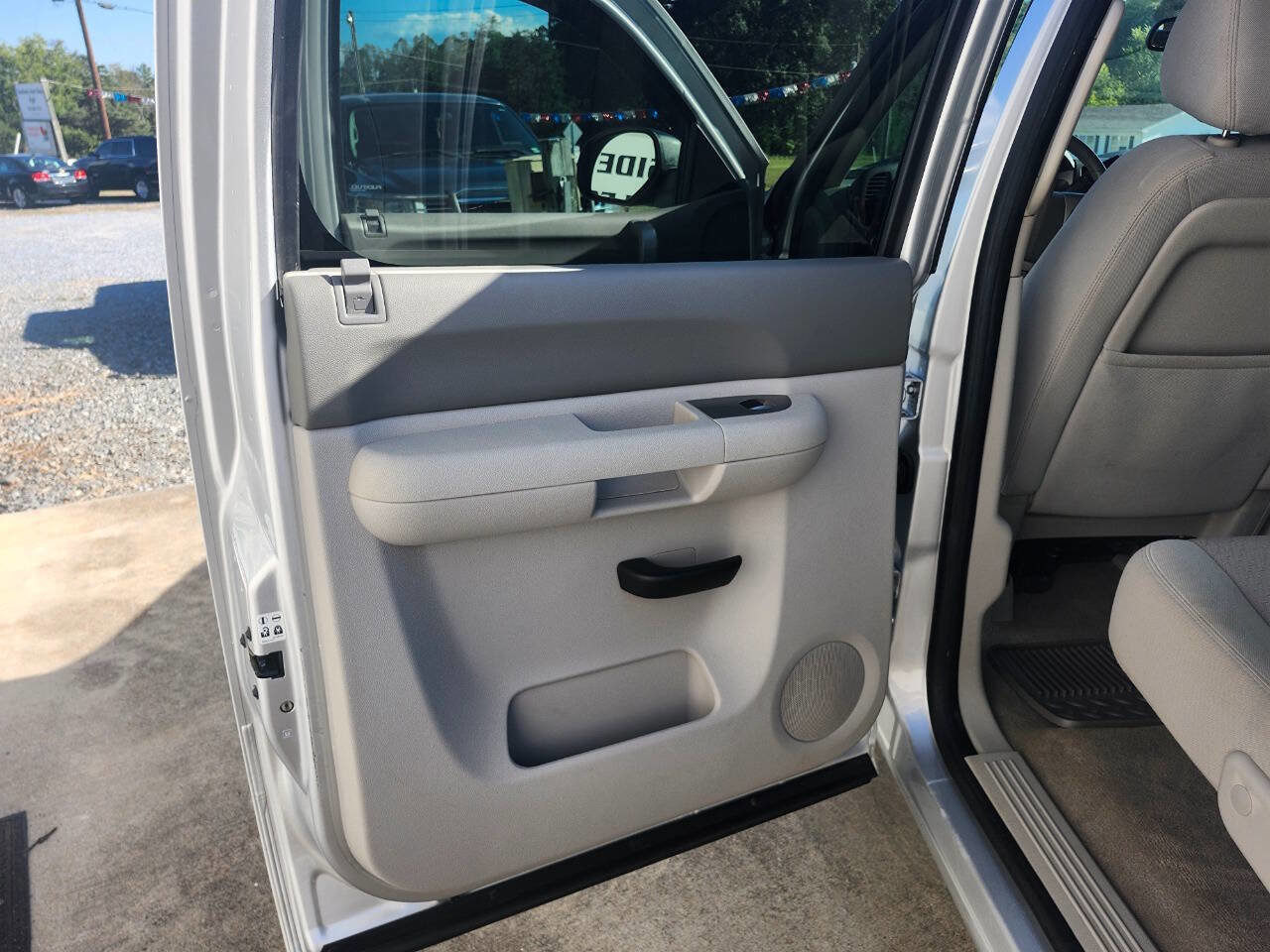 Used 2013 GMC Sierra 1500 SLE w/ Power Tech Package image 11