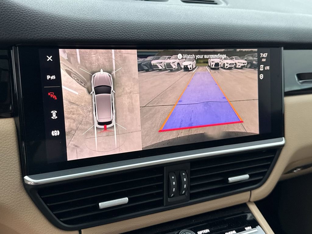 Used 2023 Porsche Cayenne image 24