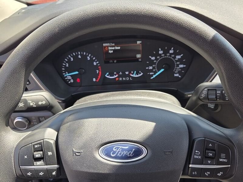 Used 2022 Ford Escape SE w/ SE Sport Appearance Package image 23