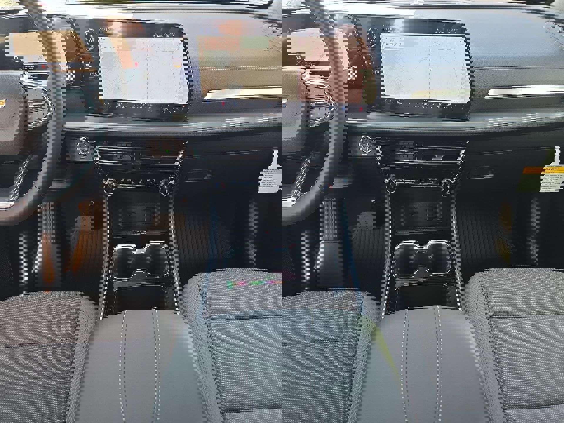 New 2026 Chevrolet Traverse LT w/ Sun and Wheel Package image 13