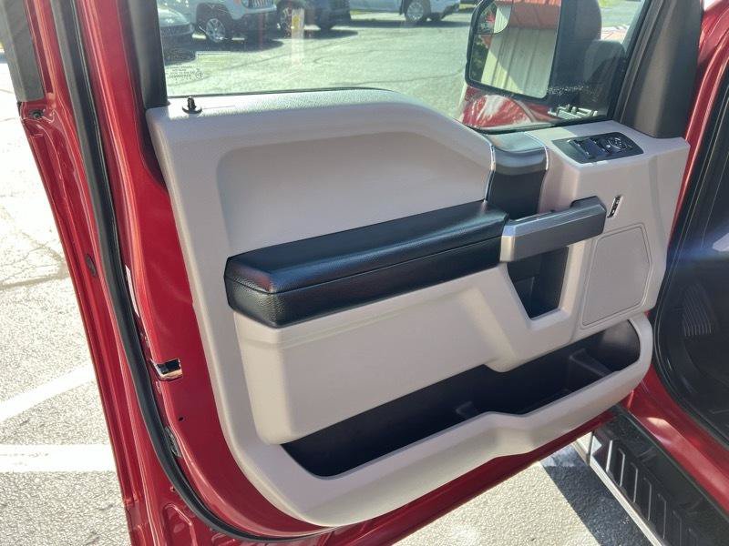Used 2016 Ford F150 XLT w/ Equipment Group 301A Mid RWD image 12