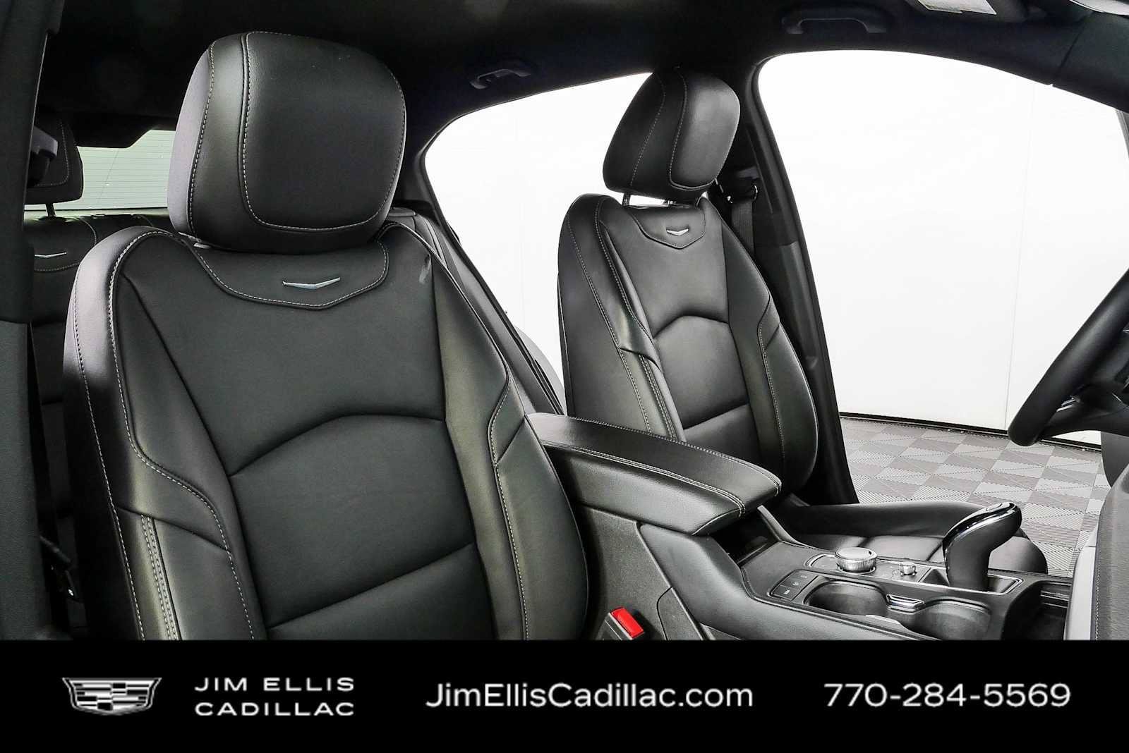Certified 2025 Cadillac XT4 Premium Luxury FWD image 21