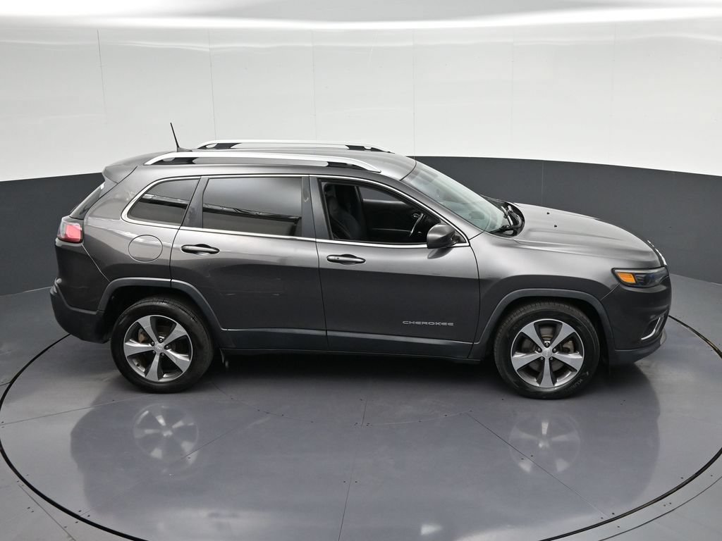 Used 2020 Jeep Cherokee Limited FWD image 19