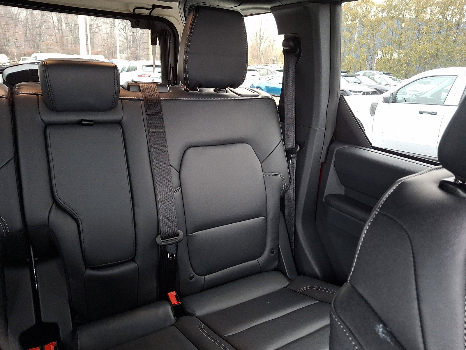 New 2025 Ford Bronco Big Bend w/ Black Diamond Package AWD/4WD image 12