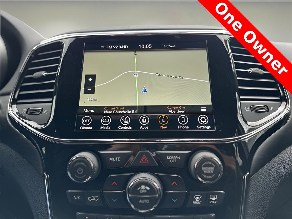 Used 2021 Jeep Grand Cherokee Laredo X image 21