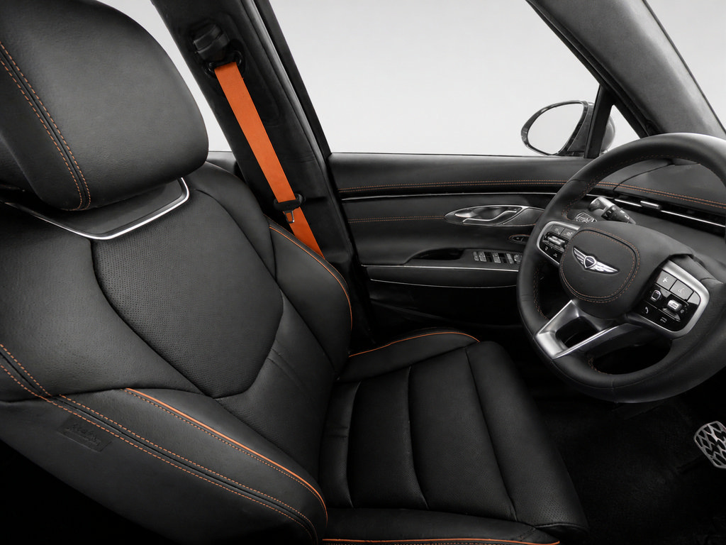 New 2026 Genesis GV70 3.5T Sport Advanced AWD/4WD image 10