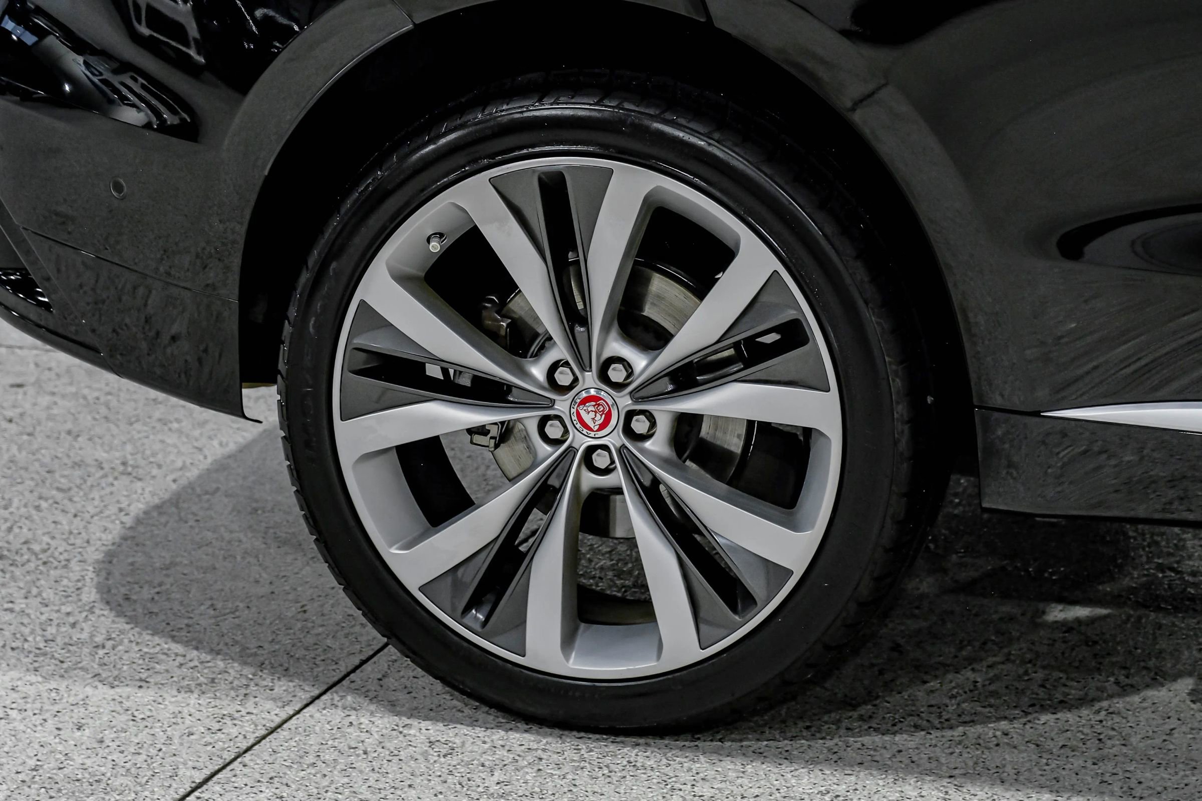 Used 2021 Jaguar F-PACE R-Dynamic S AWD/4WD image 65
