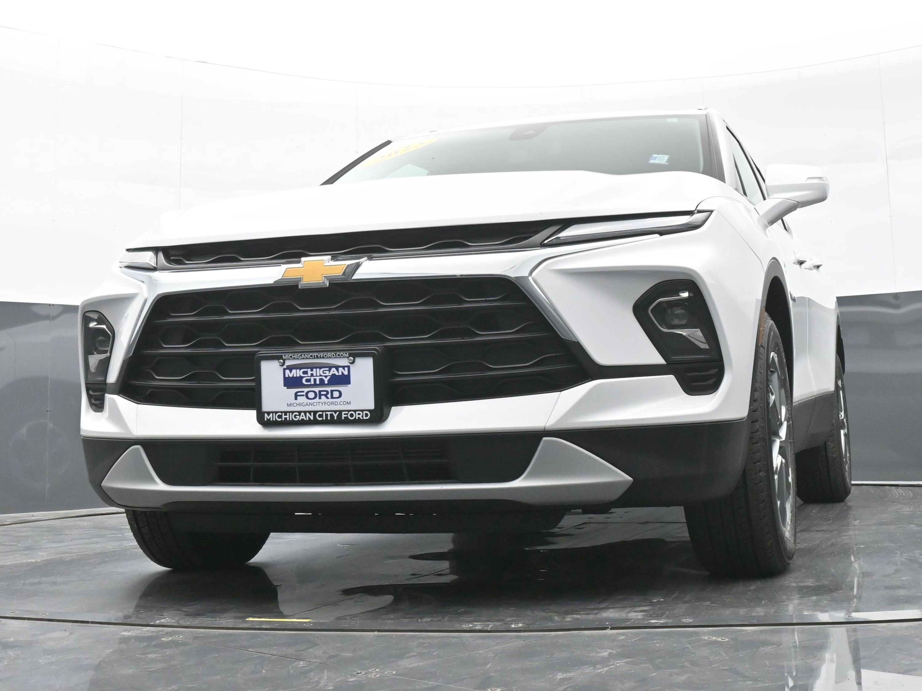 Used 2023 Chevrolet Blazer LT AWD/4WD image 41