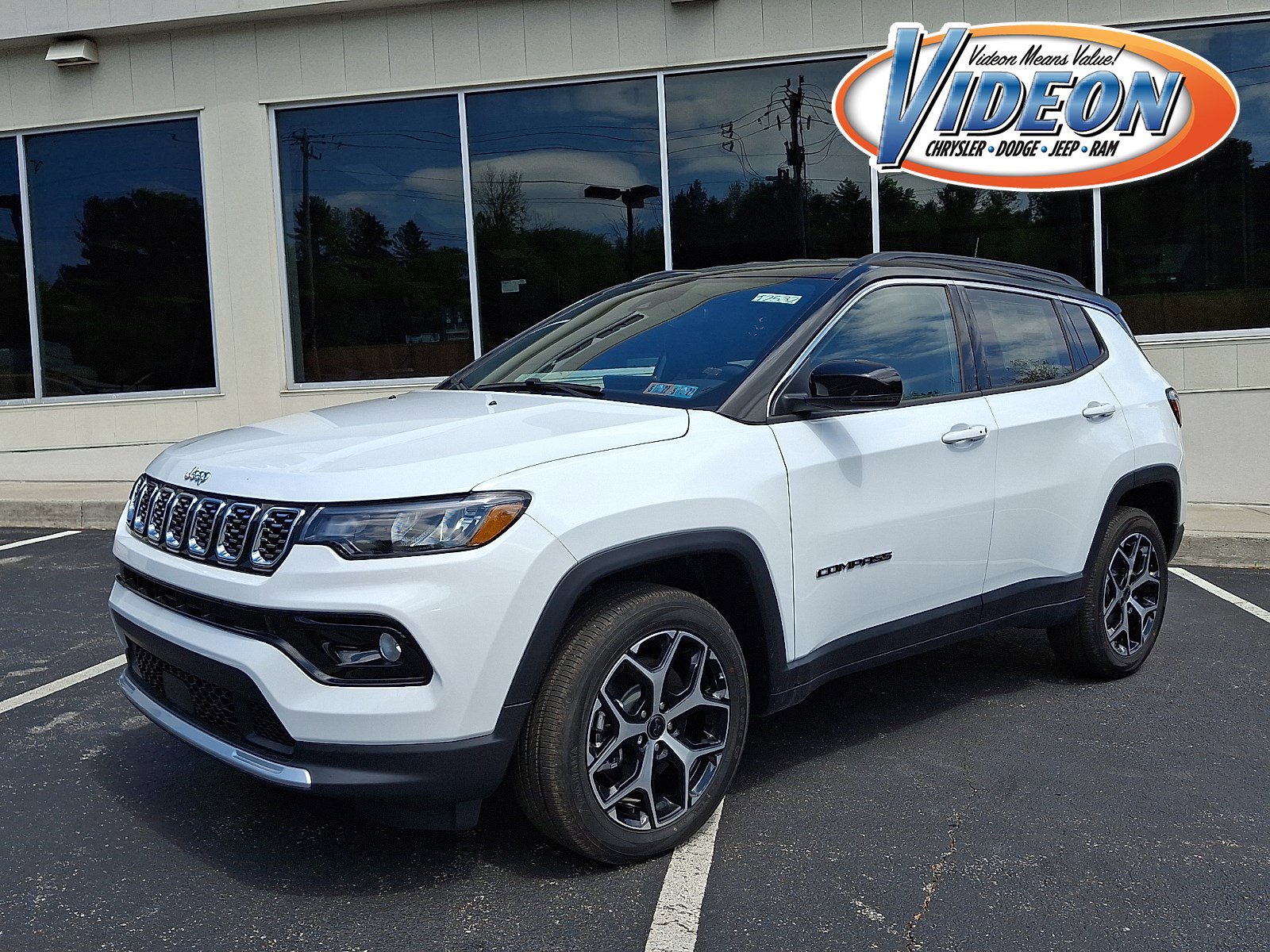 New 2026 Jeep Compass Limited AWD/4WD image 1