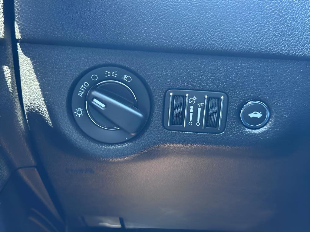 Used 2023 Dodge Charger R/T w/ Blacktop Package RWD image 33