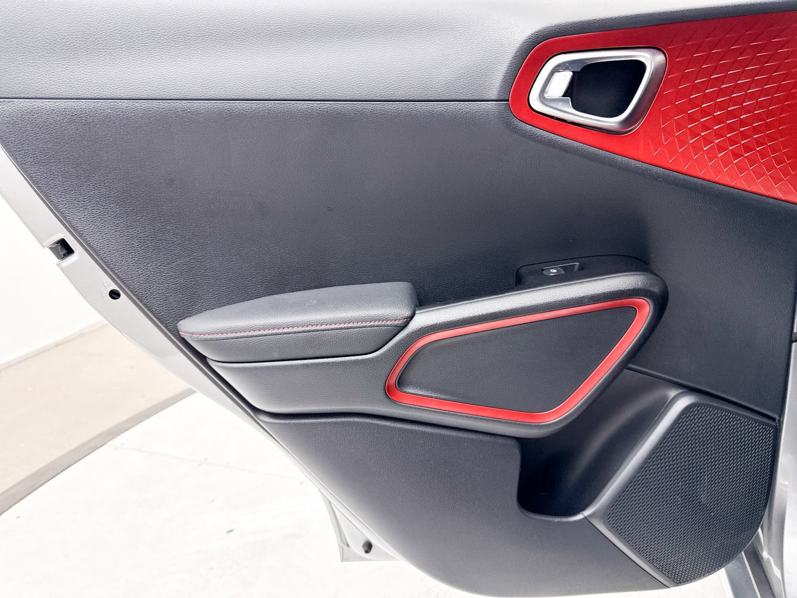Certified 2023 Kia Soul GT-Line FWD image 31