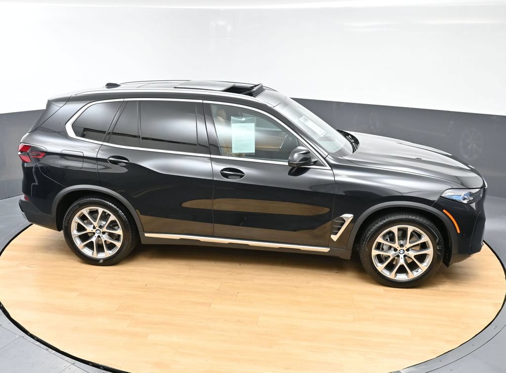 Used 2024 BMW X5 xDrive40i w/ Premium Package AWD/4WD image 55
